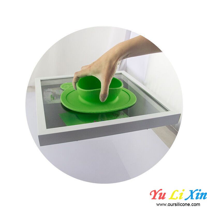 Food Feeding Divided Silicone Suction Baby Plate